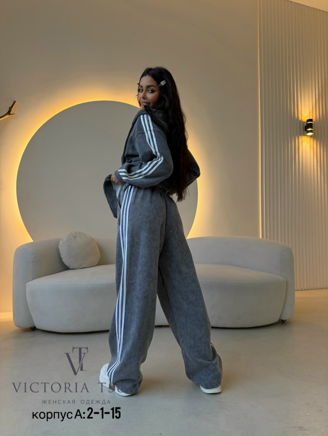 Спортивный костюм 23169058