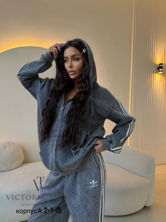 Спортивный костюм 23169058