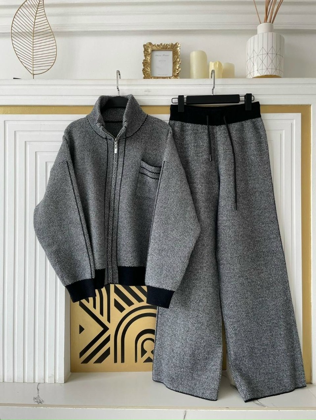 Костюм 23170269