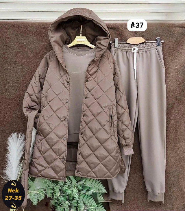 Спортивный костюм 23171922