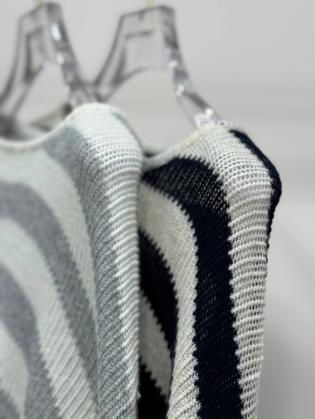 Свитер 23172815