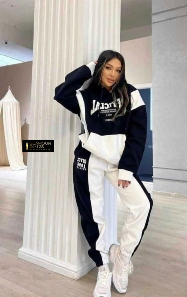 Спортивный костюм 23172376