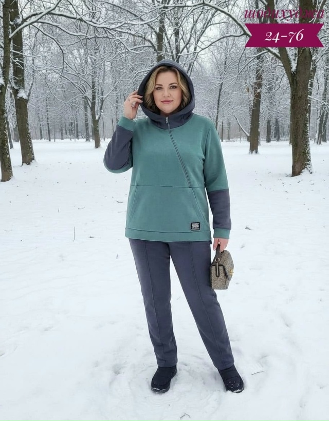 Спортивный костюм 23174243