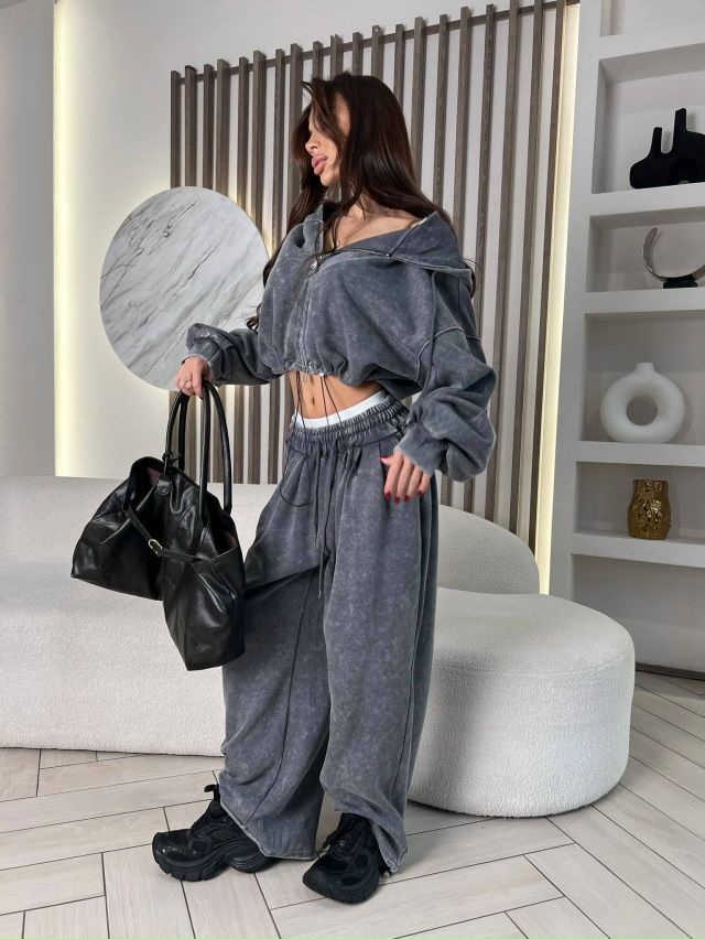 Спортивный костюм 23174461