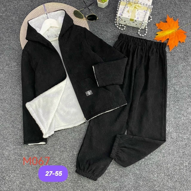 Спортивный костюм 23175468