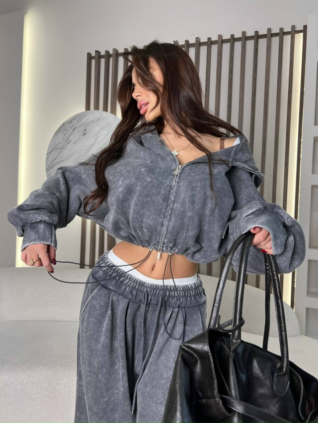 Спортивный костюм 23174461