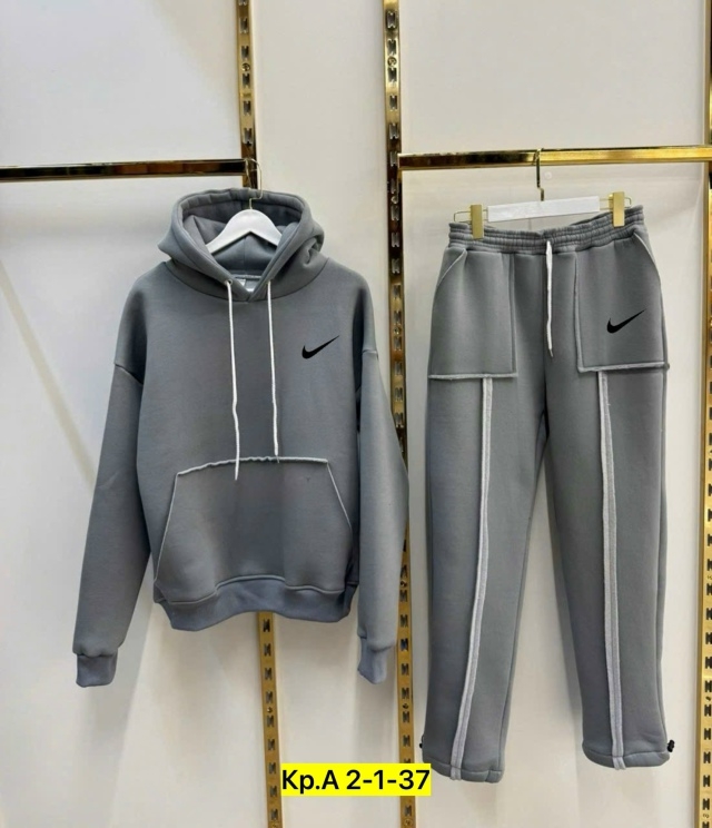 Спортивный костюм 23176228