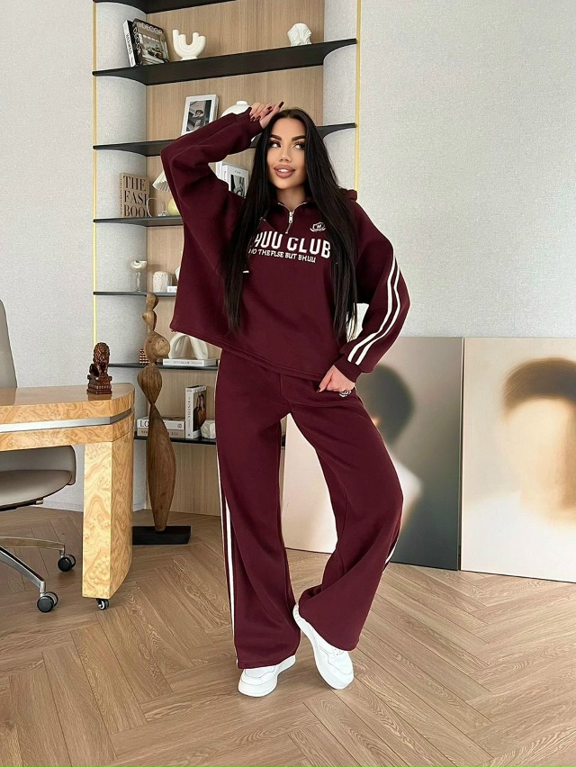 Спортивный костюм 23177620