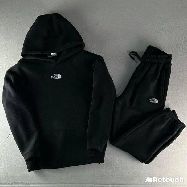 Спортивный костюм 23178864