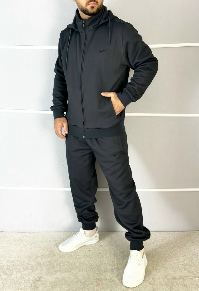 Спортивный костюм 23180264