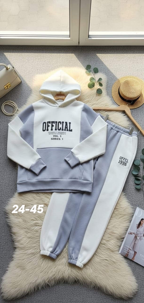 Спортивный костюм 23179964