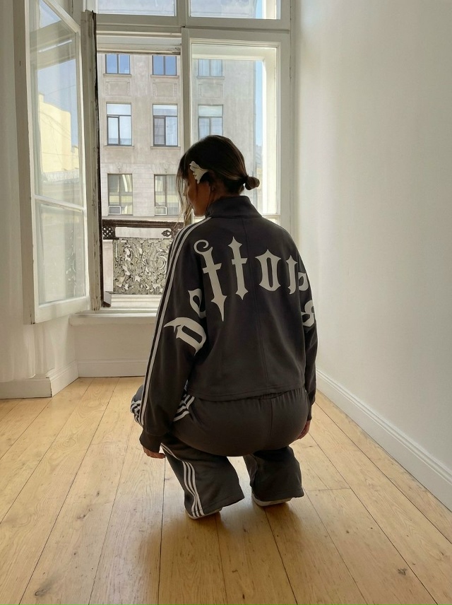 Толстовка 23179944