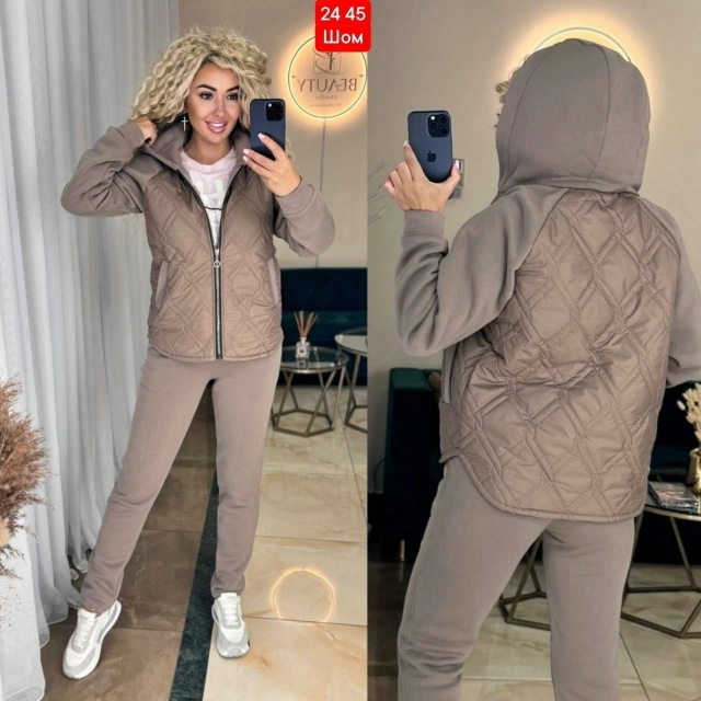 Спортивный костюм 23180707