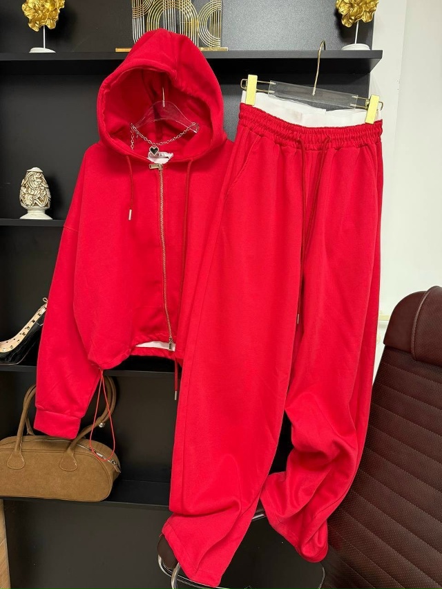 Спортивный костюм 23182135